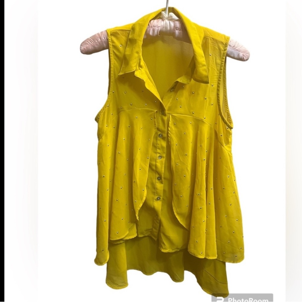 Anthropologie Yellow Sleeveless Button-Front Blouse with Stud Accents